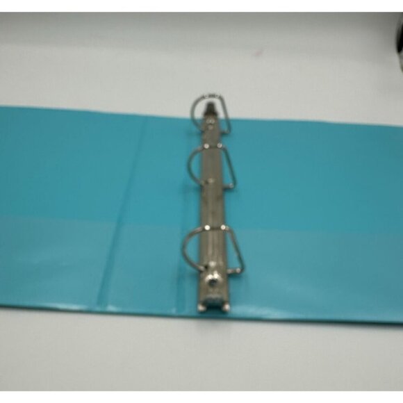 (2) Heavy Duty Staples and Avery 3 Ring Binders 1 1/2 " and 2" Blue and White - Picture 14 of 15